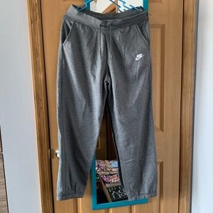 Nike women’s sweatpants